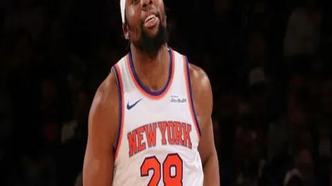 “聚焦 ｜ 乒乓球新星林诗栋夺冠，成为最年轻世界冠军，为国乒注入活力——北青报道”